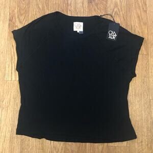 Chaser Gauzy Cotton Cap Sleeve High Low Raglan Tee in True Black Size Small